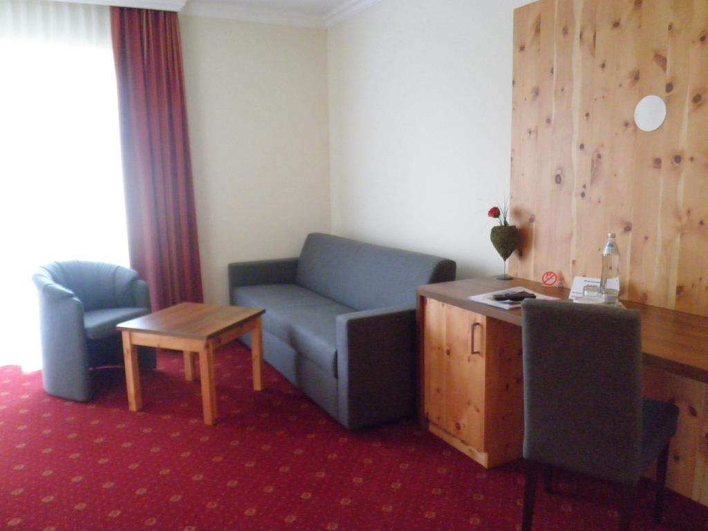 Hotel Erlebniswelt Stocker Schladming Room photo