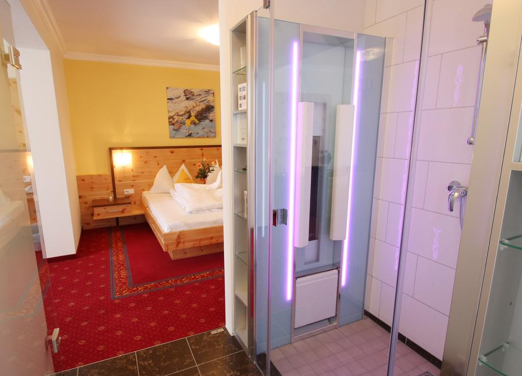 Hotel Erlebniswelt Stocker Schladming Room photo