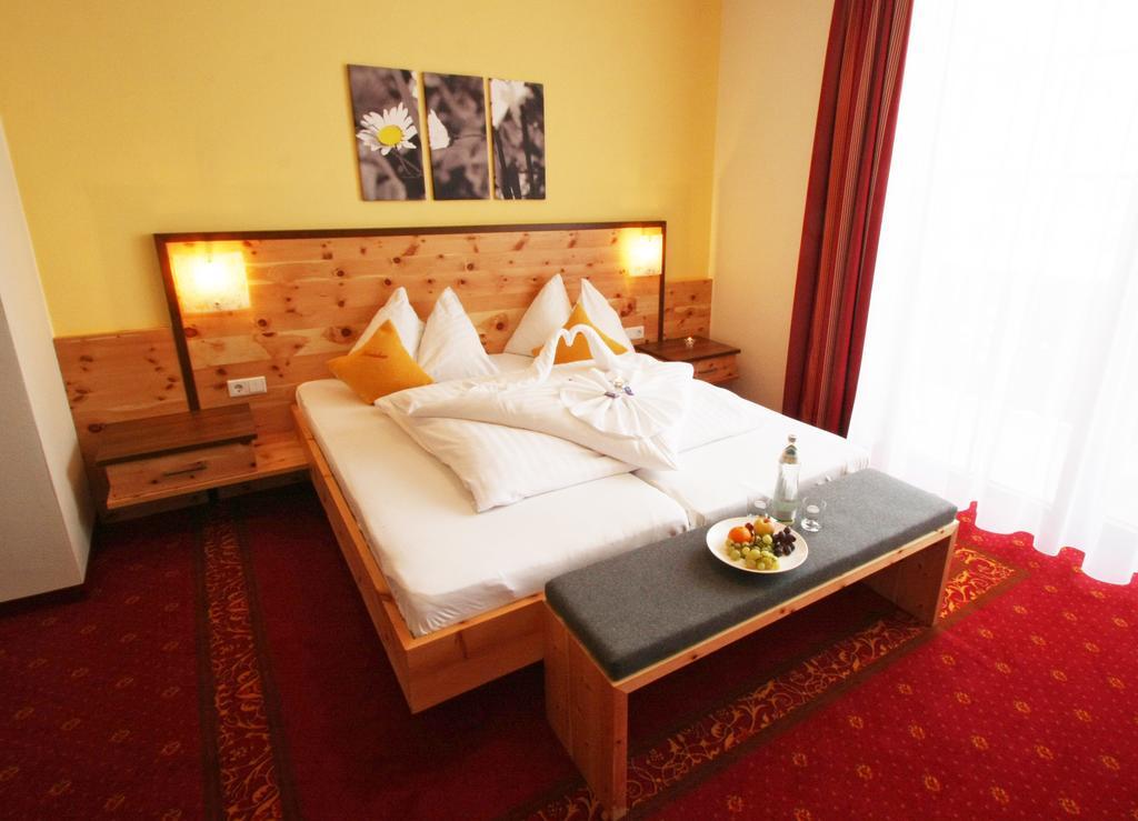 Hotel Erlebniswelt Stocker Schladming Room photo